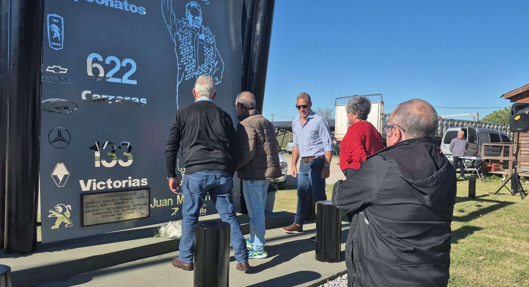 Lee más sobre el artículo Homenajearon a Juan María Traverso a un año de su fallecimiento 