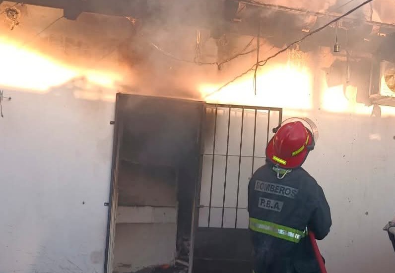 Lee más sobre el artículo Dos nuevos incendios ocasionaron daños materiales en viviendas