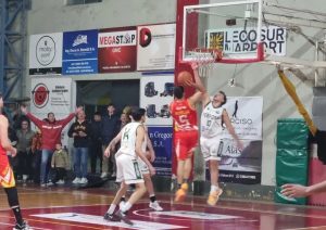 Lee más sobre el artículo Liga Federal de Básquet: Belgrano obtuvo un gran triunfo y el sueño del ascenso está cada vez más cerca