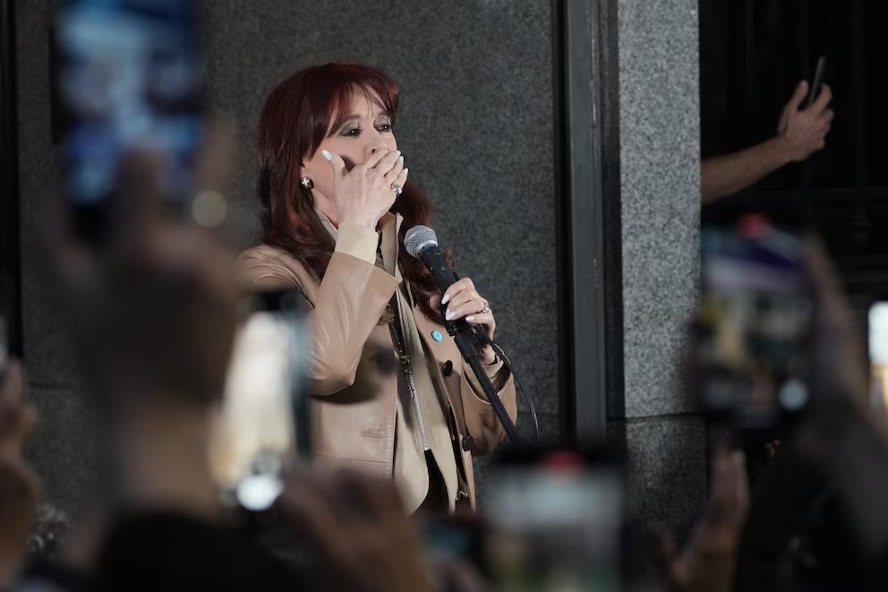 Lee más sobre el artículo La condena a CFK define los límites de la unidad y en el peronismo aparecen las primeras señales de reorganización