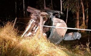 Lee más sobre el artículo Falleció un joven profesional nicoleño tras volcar su auto en el Camino de la Costa