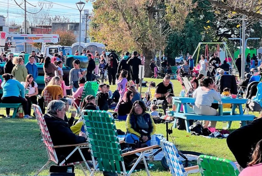 Lee más sobre el artículo «Vamos a la Plaza» tuvo una buena convocatoria en su primera jornada