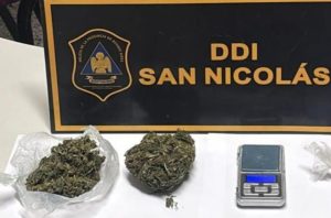 Lee más sobre el artículo Recuperan moto, secuestran marihuana y detienen a un joven durante allanamiento
