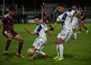 Lee más sobre el artículo Torneo Federal A: volvió a perder Defensores y se complica