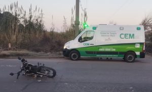 Lee más sobre el artículo Nueva colisión entre moto y auto en la zona sur de la ciudad