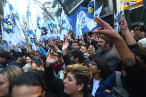 Lee más sobre el artículo «Argentina con Cristina»: el miércoles se movilizan para acompañar a la ex-presidenta a Comodoro Py