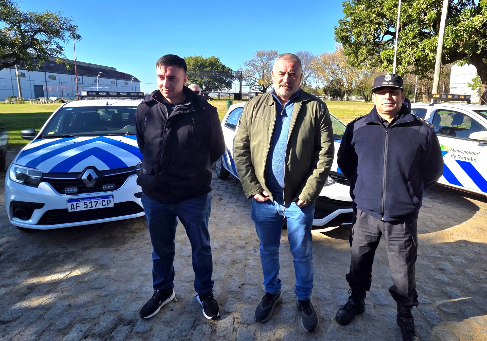 Lee más sobre el artículo Ramallo: el Intendente Poletti presentó nuevos vehículos para mejorar la seguridad