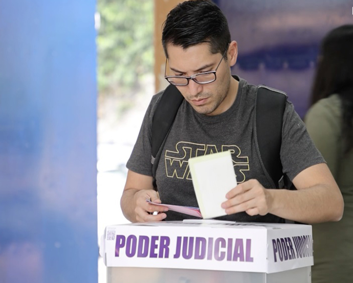 Lee más sobre el artículo Elecciones de jueces y magistrados en México alcanza una participación de cerca de 13 % y concreta la Reforma Judicial