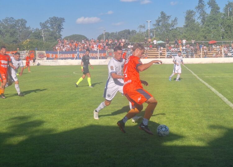 Lee más sobre el artículo Liga Nicoleña de Fútbol: se juegan las semifinales del Torneo Apertura