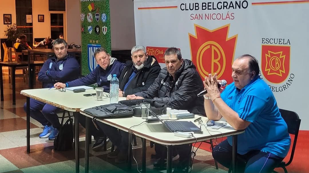 Lee más sobre el artículo Miguel Scime brindó una capacitación para los árbitros nicoleños