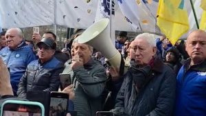Lee más sobre el artículo La CGT medió en el conflicto de la UOM y este jueves habrá una reunión clave para destrabar la paritaria