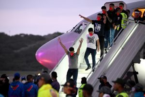 Lee más sobre el artículo Denuncian a Bukele por torturas a migrantes venezolanos