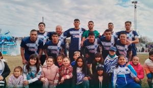 Lee más sobre el artículo San Martín de Pérez Millán goleó a Defensores y jugará con Regatas la final del fútbol local