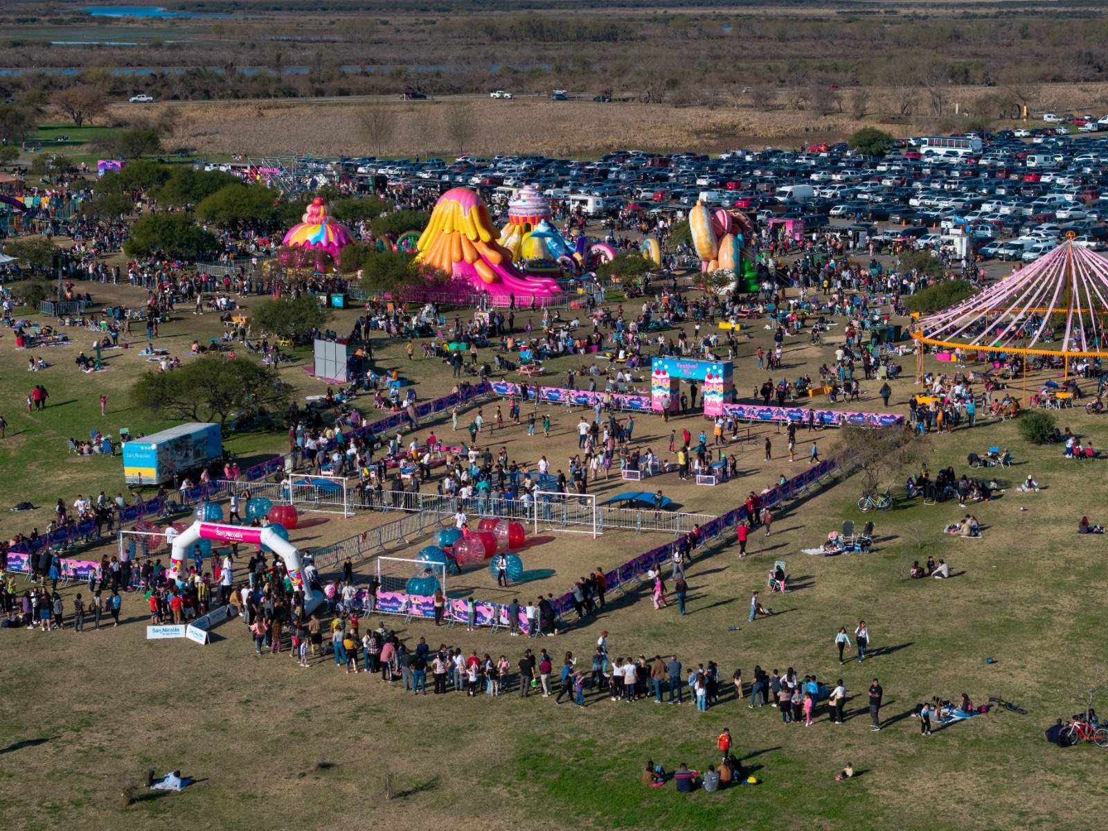 Lee más sobre el artículo Más de 1 millón de personas ya pasaron por el Festival Río, en el Eco-Parque nicoleño