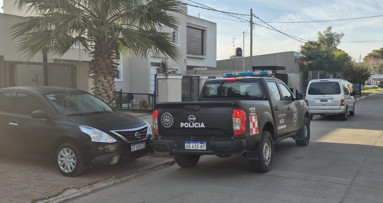 Lee más sobre el artículo Fentanilo contaminado: allanamientos simultáneos en San Nicolás y Ramallo