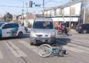 Lee más sobre el artículo Un ciclista sufrió lesiones graves tras choque en España y Morteo