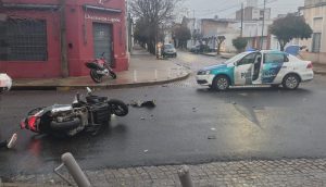 Lee más sobre el artículo Una joven motociclista herida tras colisión en la zona céntrica