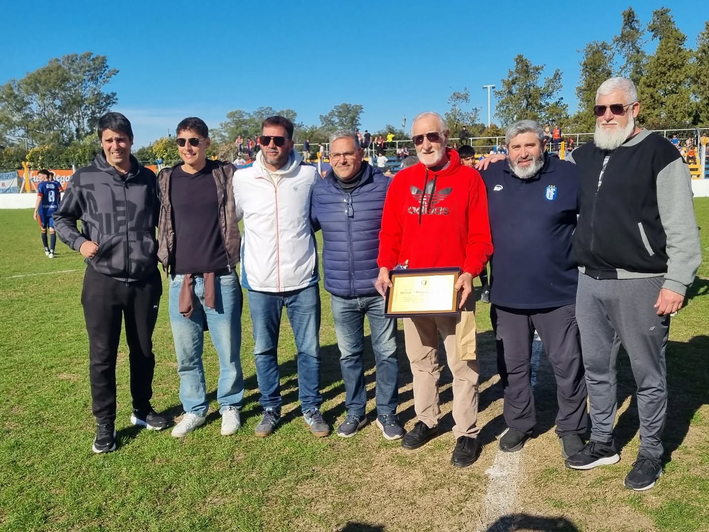 Lee más sobre el artículo Liga Nicoleña de Fútbol: inauguración oficial y triunfo del último campeón Regatas