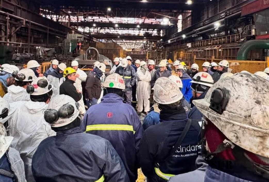 Lee más sobre el artículo El paro de trabajadores contratistas tuvo masiva adhesión en Acindar