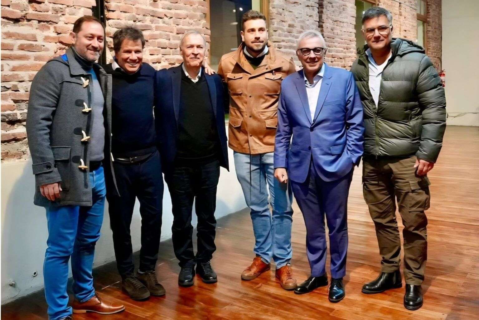 Lee más sobre el artículo Ramallo: reapareció el ex Intendente Perie y quiere ir “Para Adelante”, pensando en las elecciones legislativas