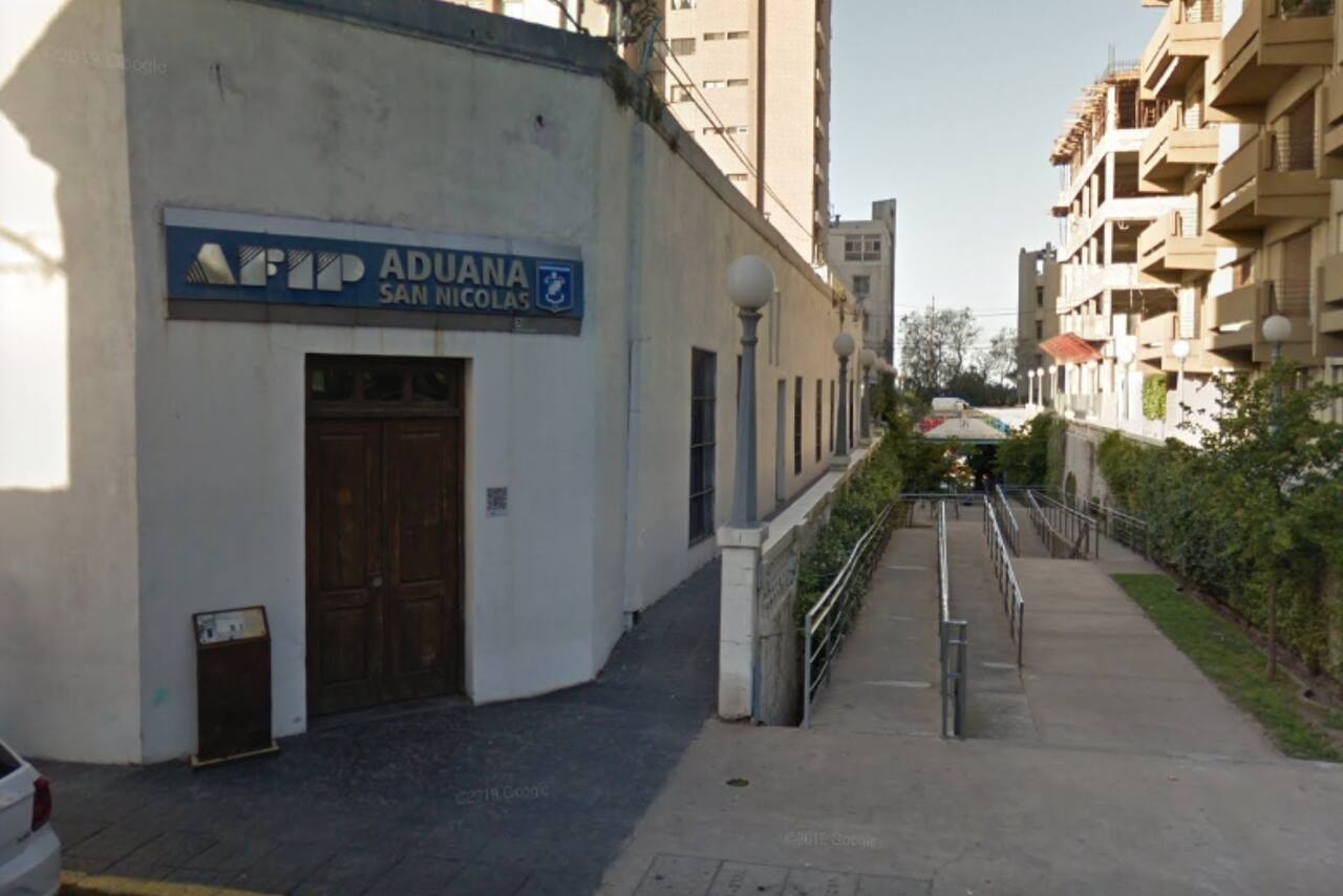 Lee más sobre el artículo Yo fui testigo: un hombre golpeó brutalmente a un ciclista en Belgrano y Guardia Nacional