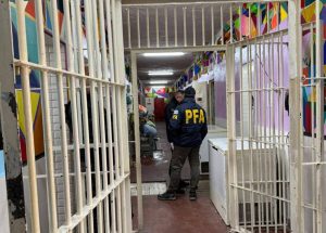 Lee más sobre el artículo Allanamiento en la UP n°3: un preso se hizo pasar por mujer para recibir dinero