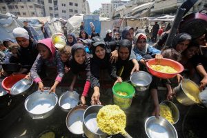 Lee más sobre el artículo Crece la indignación por la hambruna en Franja de Gaza