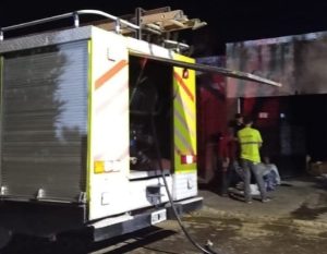 Lee más sobre el artículo Una mujer sufrió graves quemaduras durante incendio en su vivienda