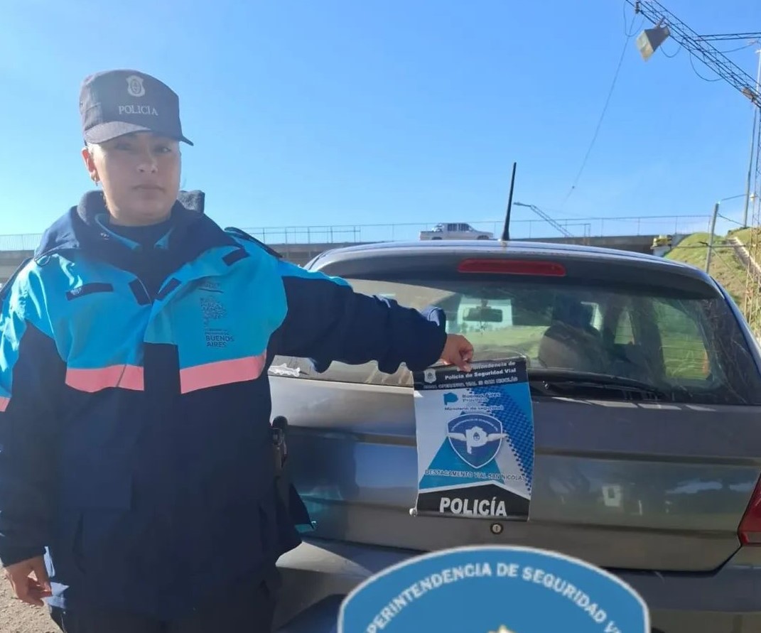 Lee más sobre el artículo Tres detenidos por circular en un auto con drogas y arma de fuego