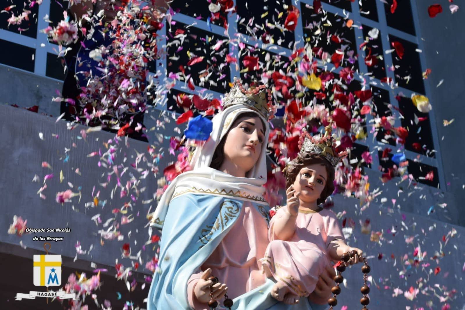Lee más sobre el artículo Miles de fieles se congregaron en San Nicolás por el 42° aniversario de la Virgen del Rosario