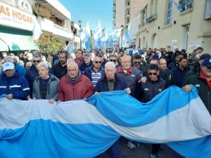 Lee más sobre el artículo Metalúrgicos realizaron masiva movilización en respaldo a los contratistas de Ternium