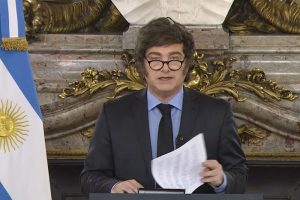 Lee más sobre el artículo Milei y el cuento del tío en cadena nacional: «lo peor ya pasó»