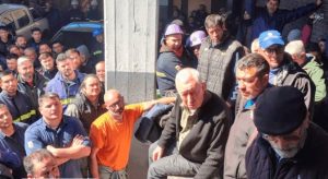 Lee más sobre el artículo Conflicto con Ternium: la UOM realiza hoy una gran movilización desde la Planta General Savio hacia el centro nicoleño