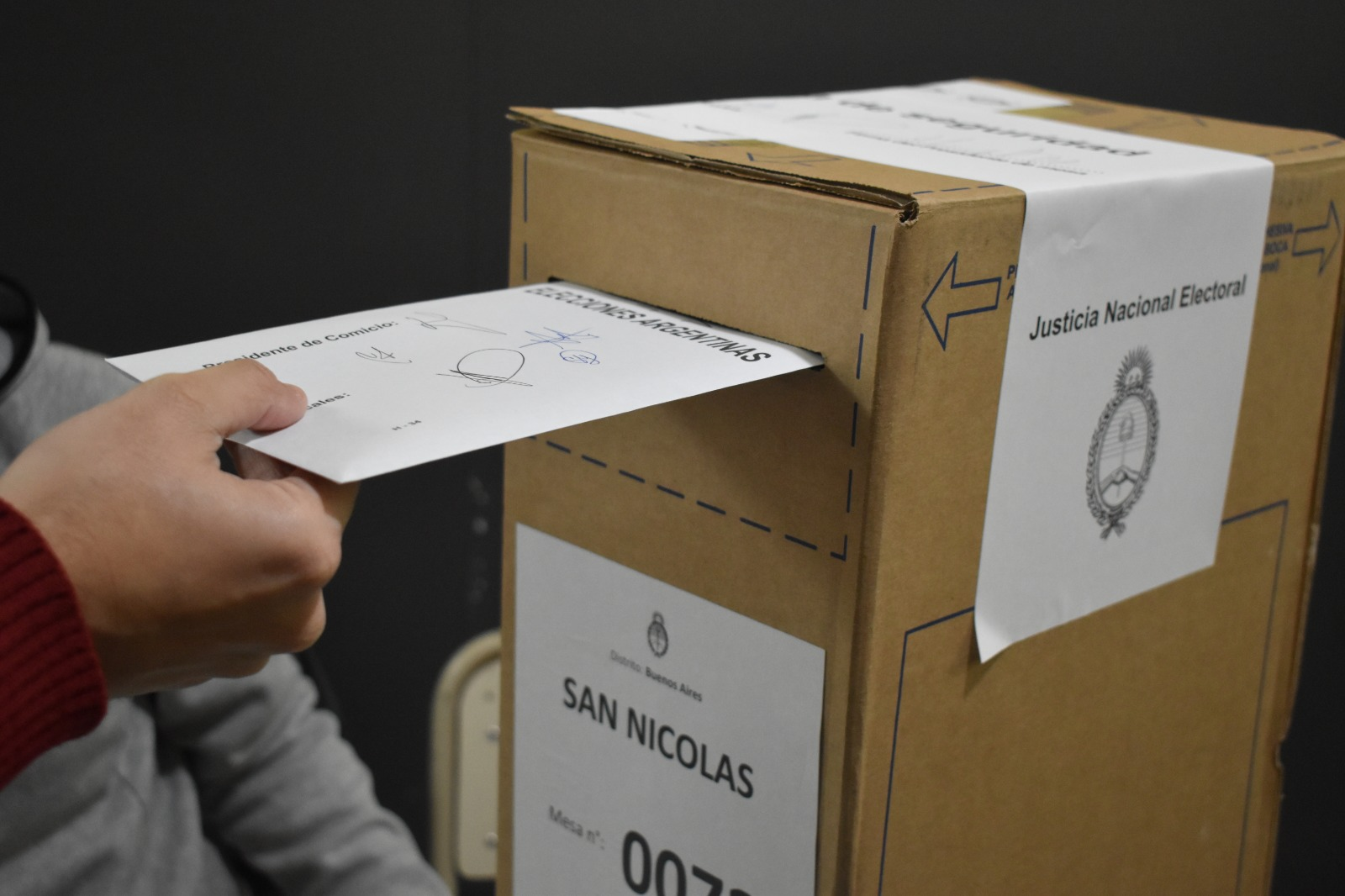 Lee más sobre el artículo Comenzó el operativo comicial y los nicoleños eligen este domingo entre nueve listas