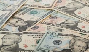 Lee más sobre el artículo El dólar oficial se hundió $85 a $1.430 en Banco Nación tras anuncio de auxilio de EEUU y baja de retenciones
