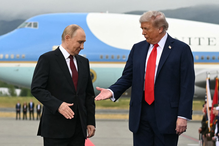 Lee más sobre el artículo Trump y Putin acuerdan una segunda cumbre para negociar el fin del conflicto en Ucrania