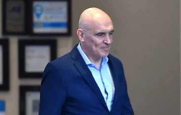 Lee más sobre el artículo Acorralado por sus vínculos con el narcotráfico, José Luis Espert bajó su candidatura