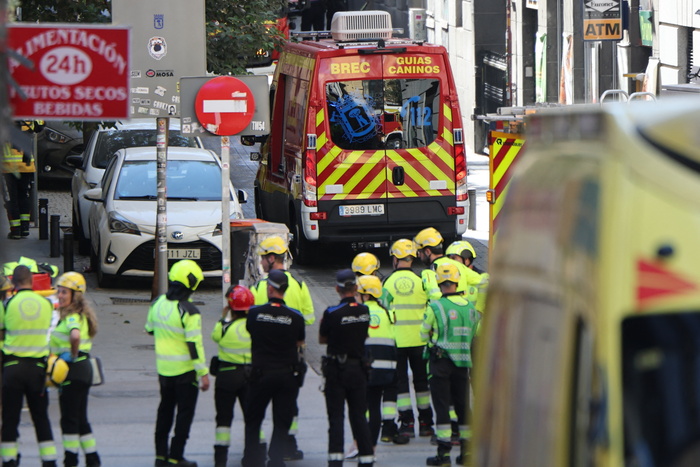 Lee más sobre el artículo Se derrumbó un edificio en obra en Madrid: al menos diez heridos y cuatro desaparecidos