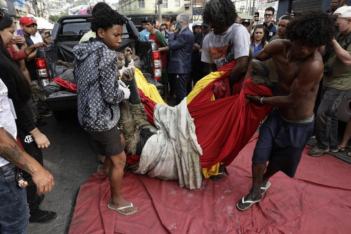 Lee más sobre el artículo Río de Janeiro: ya son más de 130 los muertos confirmados tras el sangriento operativo