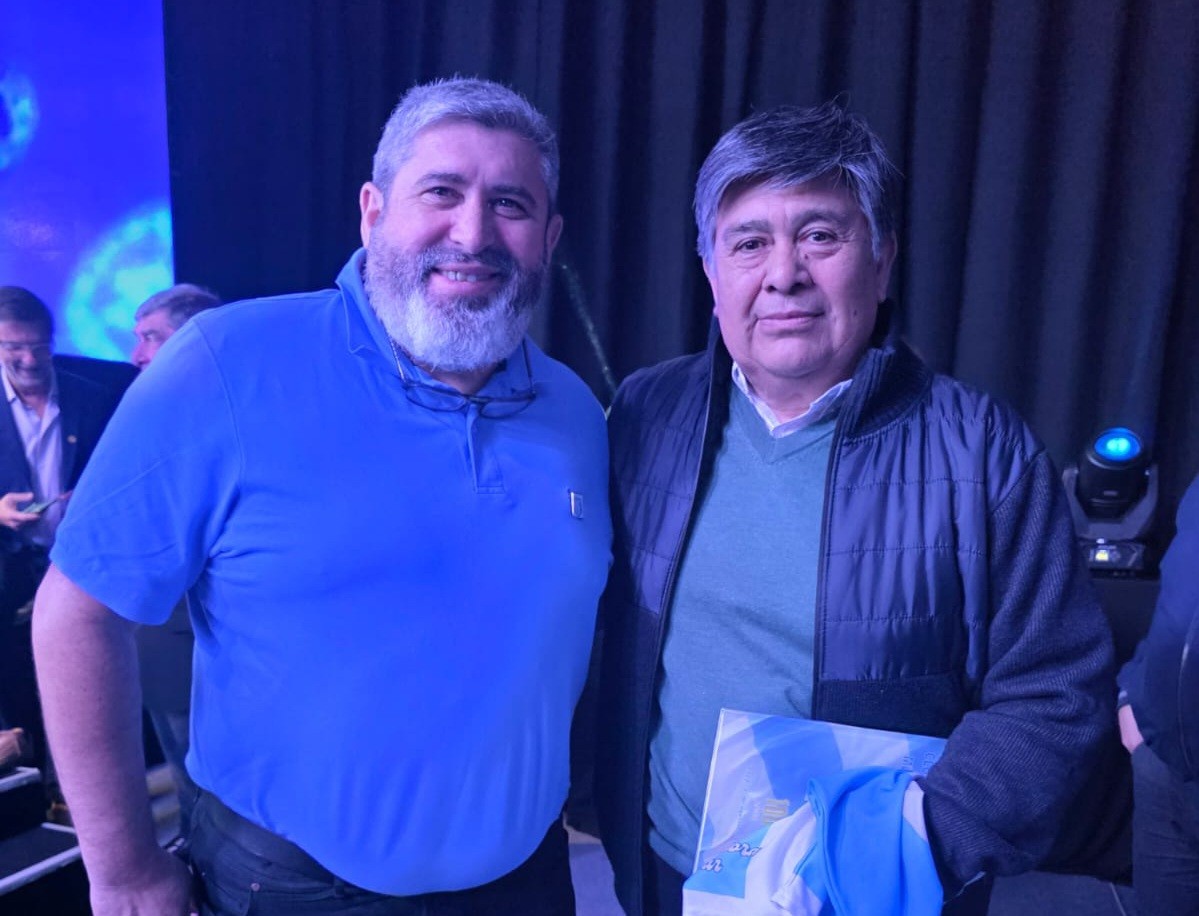 Lee más sobre el artículo La AFA anunció la creación de su propia universidad, y brindó un fuerte respaldo a Sandro García