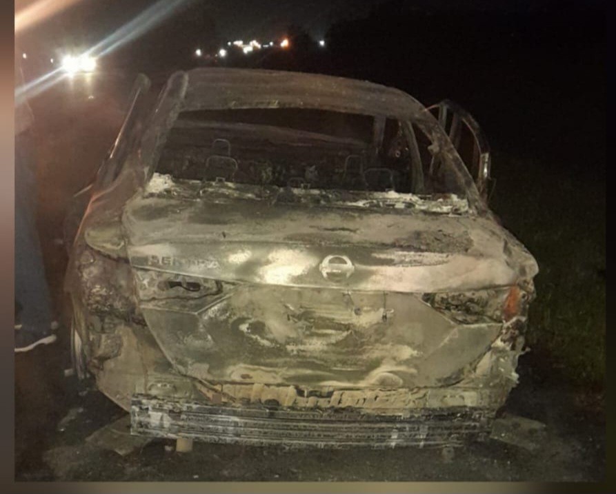 Lee más sobre el artículo Un automóvil explotó y se incendió en el camino a Campo Salles