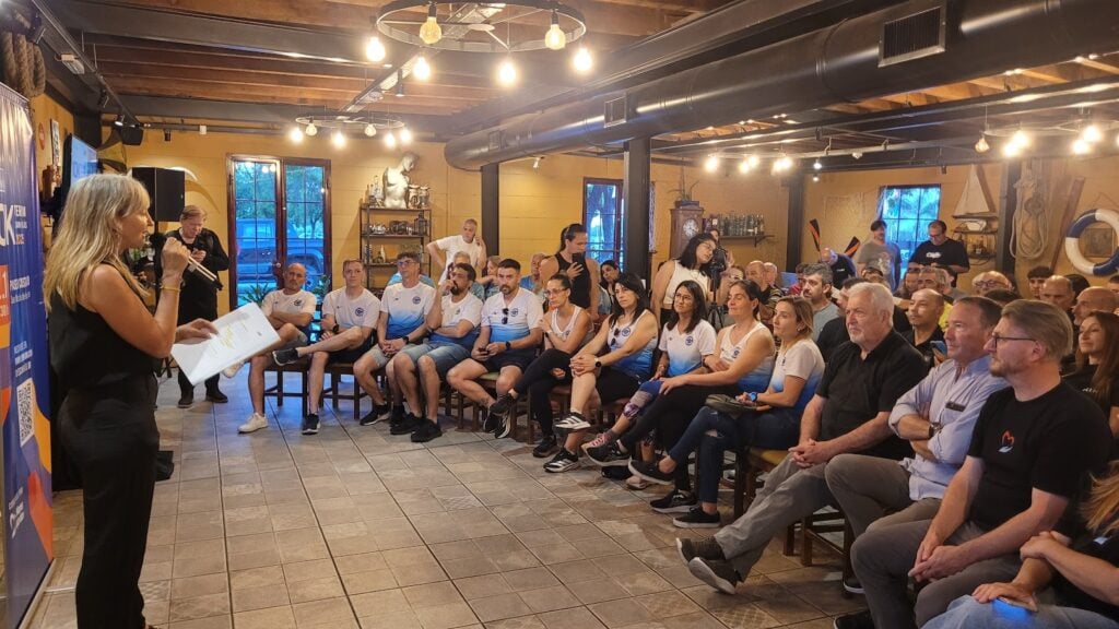 Lee más sobre el artículo Maratón 10k Ternium: presentaron la remera y Running Teams de la competencia