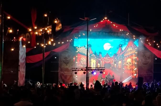 Lee más sobre el artículo Con una gran convocatoria se desarrolló la primera noche de Halloween en San Nicolás