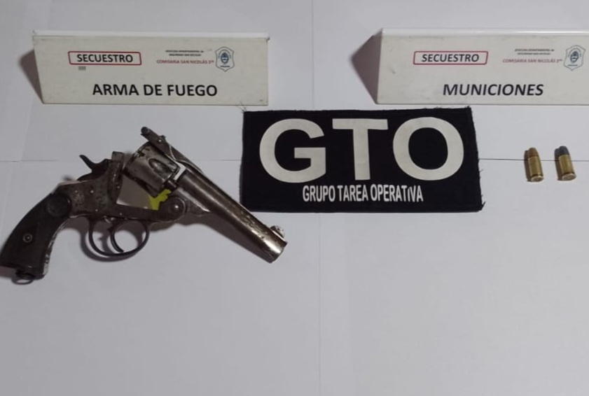 Lee más sobre el artículo Ataque a un adolescente: allanaron vivienda y secuestraron un arma