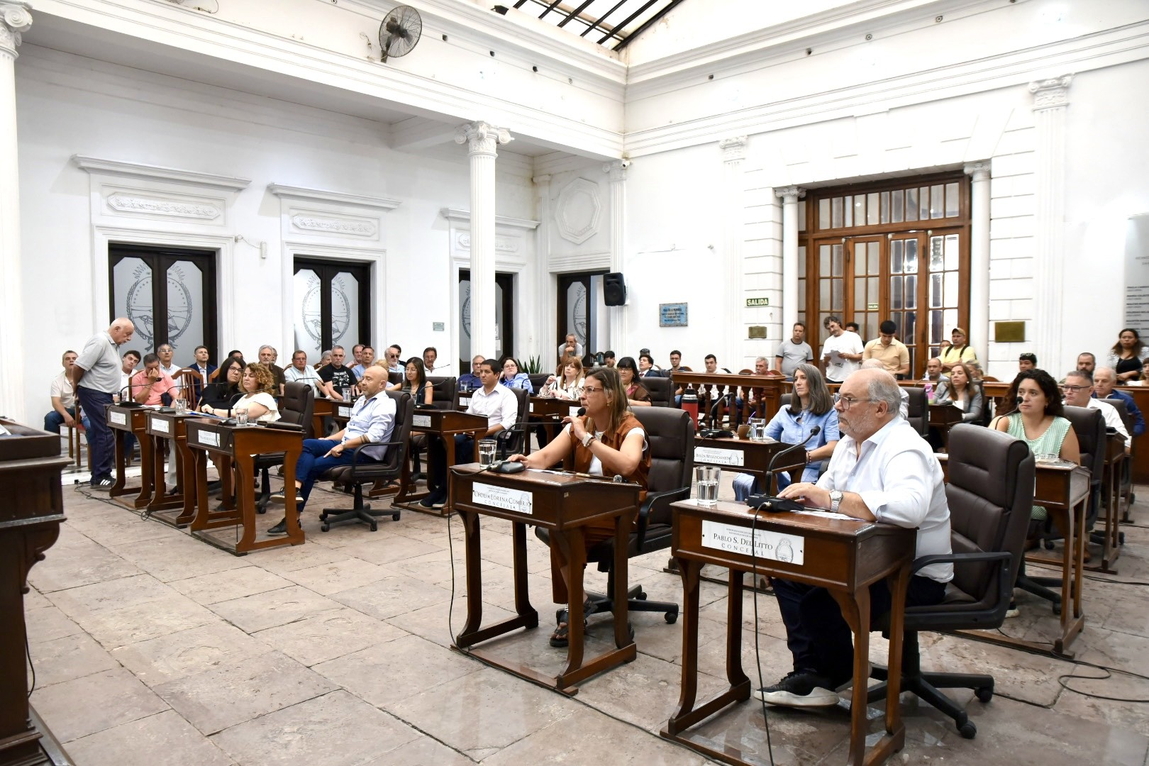 Lee más sobre el artículo Concejo Deliberante: el oficialismo local y sus bloques aliados aprobaron un aumento en las tasas municipales