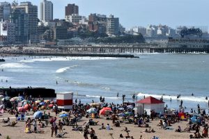 Lee más sobre el artículo Cuáles fueron los destinos más elegidos y cuánto gastaron los argentinos durante el fin de semana largo