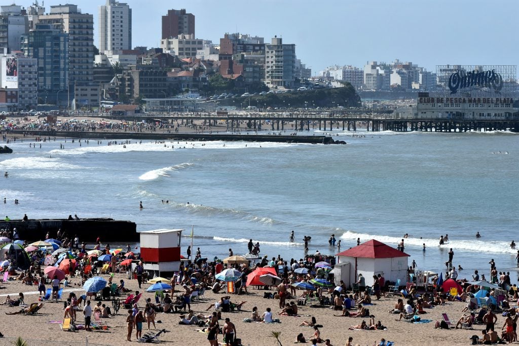 Lee más sobre el artículo Cuáles fueron los destinos más elegidos y cuánto gastaron los argentinos durante el fin de semana largo