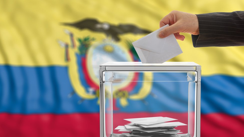 Lee más sobre el artículo Ecuador juega su futuro en un nuevo referéndum
