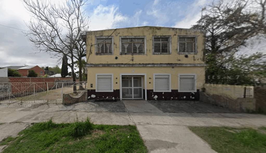 Lee más sobre el artículo Un alumno de 15 años sufrió fractura de mandíbula tras ser golpeado por un compañero mayor de edad