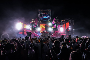 Lee más sobre el artículo Cambio de horario para la megafiesta de Disfraces que se realiza el sábado en el Autódromo San Nicolás